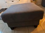 Grijze poef - 70x70 cm, Gebruikt, Ophalen of Verzenden, Staat overal bij en zeker nog heel netjes, Stof
