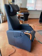 Fitform Sta-op-stoel/Relaxfauteuil, Huis en Inrichting, Fauteuils, Ophalen, Gebruikt, Minder dan 75 cm, Leer