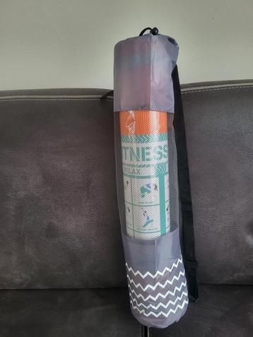 Nieuwe yogamat beschikbaar voor biedingen