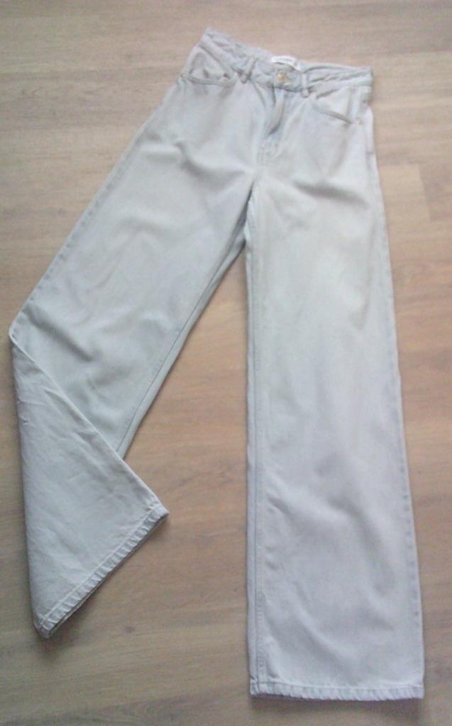 PULL en BEAR wijde pijpen blauwe spijkerbroek maat 36, Kleding | Dames, Spijkerbroeken en Jeans, Gedragen, W28 - W29 (confectie 36)