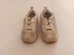 Leuke lichtroze sneaker maat 20-21, Gebruikt, Meisje, Schoenen, Ophalen of Verzenden