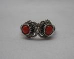 Zilveren antieke ring met rode stenen maat 17.75 nr.501, Sieraden, Tassen en Uiterlijk, Antieke sieraden, Verzenden, Zilver, Ring