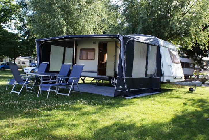 Caravan huren bij                     Kampeerservice Limburg, Caravans en Kamperen, Verhuur