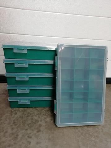 6 Nieuwe Sorteerdozen afmetingen : 290 x 195 x 54 mm 21 vaks beschikbaar voor biedingen