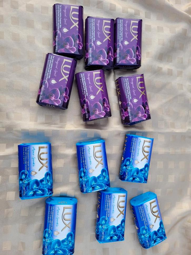 12 Stuks Lux Zeep - Nieuw!, Sieraden, Tassen en Uiterlijk, Uiterlijk | Lichaamsverzorging, Nieuw, Bad & Douche, Ophalen of Verzenden