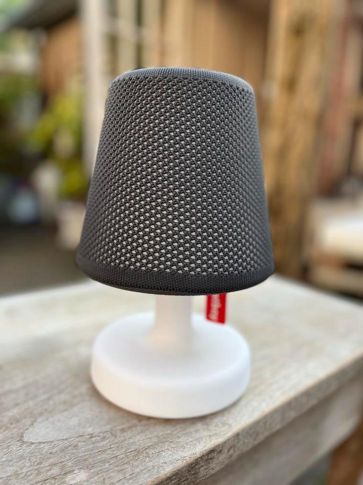 Nieuw! Fatboy Edison the Petit incl. Gratis Antraciet Hoodie, Huis en Inrichting, Lampen | Tafellampen, Nieuw, Minder dan 50 cm