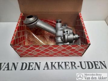 Mercedes Benz Oliepomp A6021800101 beschikbaar voor biedingen