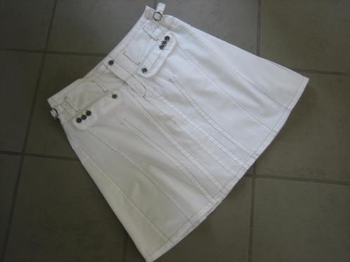Nieuw sportief zomers wit rokje van LUNA, 38-40 snazzeys, Kleding | Dames, Rokken, Nieuw, Maat 38/40 (M), Wit, Boven de knie, Verzenden