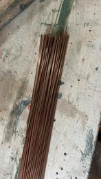 Toevoerdraden om te lassen 2 mm dik. Gem 90 cm lang 65 stuks, Ophalen