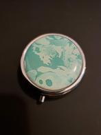 Pillendoosje met serene uitstraling, Ophalen of Verzenden