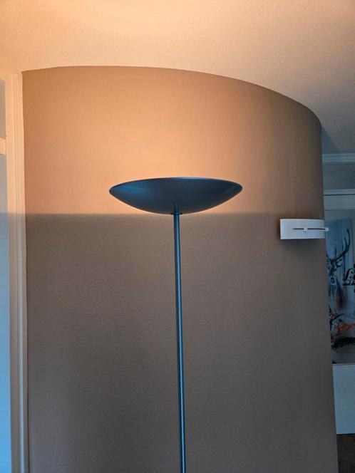 Design halogeen vloerlamp met dimmer, Huis en Inrichting, Lampen | Vloerlampen, Gebruikt, 150 tot 200 cm, Metaal, Ophalen