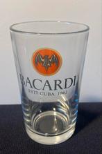 Glas van Bacardi met logo en tekst. Hoogte 11 t cm., Ophalen of Verzenden, Zo goed als nieuw, Borrel- of Shotglas