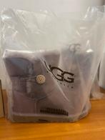 Paarse UGG Laarzen - Zo goed als nieuw!, Ophalen of Verzenden, Zo goed als nieuw, Overige kleuren, Lage of Enkellaarzen