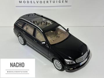 Mercedes-Benz C-klasse Estate Elegance | AutoArt | 1:18 beschikbaar voor biedingen