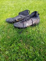 Nike voetbalschoenen, Sport en Fitness, Voetbal, Gebruikt, Maat XS of kleiner, Schoenen, Ophalen of Verzenden