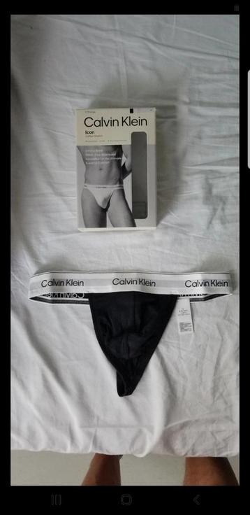 Icon cotton stretch CK thong beschikbaar voor biedingen