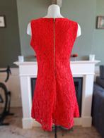 Sandro Ferrone rood kanten gevoerd jurk IT 46 NL 42 gratis v, Verzenden, Zo goed als nieuw, Knielengte, Rood