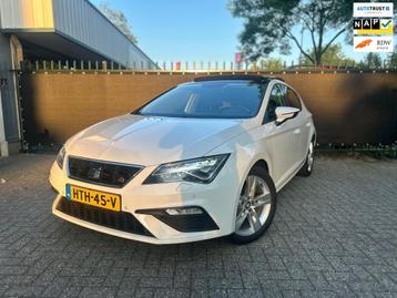Seat Leon 1.4 EcoTSI FR|Pano|PDC|LED|Lage KM! beschikbaar voor biedingen