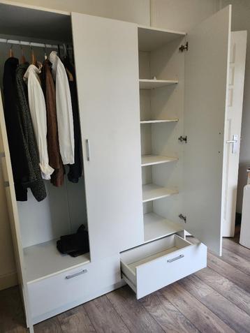 Kledingkast ELLESTED 