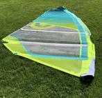 Z.G.A.N Neilpryde Hellcat 7.7, Watersport en Boten, Windsurfen, Ophalen, Met draagtas, 7 m² of meer, Zo goed als nieuw