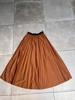 FAME COGNAC BRUIN MAXI LANGE PLISSÉ ROK PLISSÉROK MAAT M /L, Kleding | Dames, Rokken, Maat 38/40 (M), Bruin, Ophalen of Verzenden