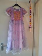 Rapunzel jurk met accessoires maat 130, Kinderen en Baby's, Carnavalskleding en Verkleedspullen, Ophalen of Verzenden