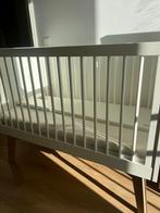 Kidsmill Sixties Babykamer & Commode + AeroSleep Matras, Ophalen, Zo goed als nieuw, Ledikant
