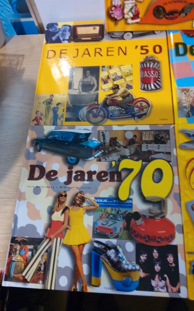 Diverse boeken over Nederland, jaren '50-'70, Holland Glorie, Boeken, Geschiedenis | Vaderland, Gelezen, 20e eeuw of later, Ophalen of Verzenden