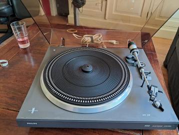 Philips 22AF685 platenspeler aangeboden (opknapper) beschikbaar voor biedingen