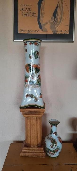 Antieke  vazen,Horn Böhmen & Grünes Chinees decor beschikbaar voor biedingen