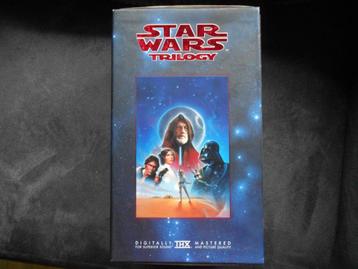 VHS video STAR WARS trilogy beschikbaar voor biedingen