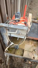 Steenzaag. Tegelzaag, Doe-het-zelf en Verbouw, Gereedschap | Zaagmachines, Ophalen of Verzenden, Zo goed als nieuw, 1200 watt of meer