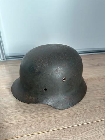 Duitse M35 Helm schaal beschikbaar voor biedingen