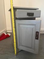 Nachtkastje met lades massief houtb, Ophalen, Zo goed als nieuw, Hout, Minder dan 45 cm