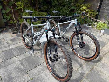 2x Canyon Grand Canyon 9 Mountainbikes (maat M & L) beschikbaar voor biedingen