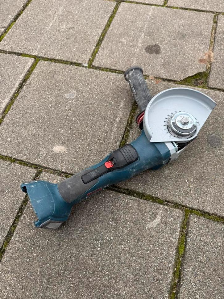 Bosch GWS 18V-10 P Accu Haakse Slijper – Goede staat, Doe-het-zelf en Verbouw, Gereedschap | Slijpmachines, Zo goed als nieuw