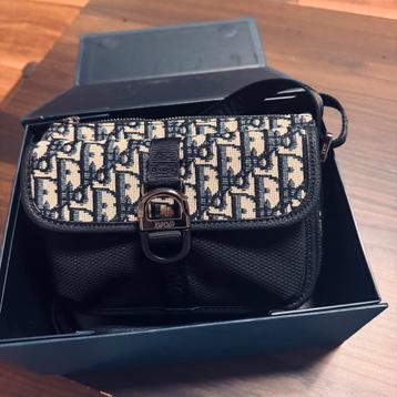 Nieuwe Dior Heren Schoudertas met Doos beschikbaar voor biedingen