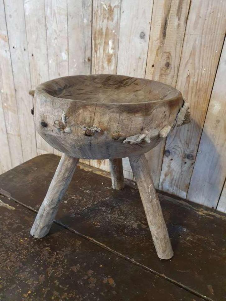 oude hongaarse kruk ``WOONWINKEL RUSTIEK``, Antiek en Kunst, Curiosa en Brocante, Ophalen of Verzenden