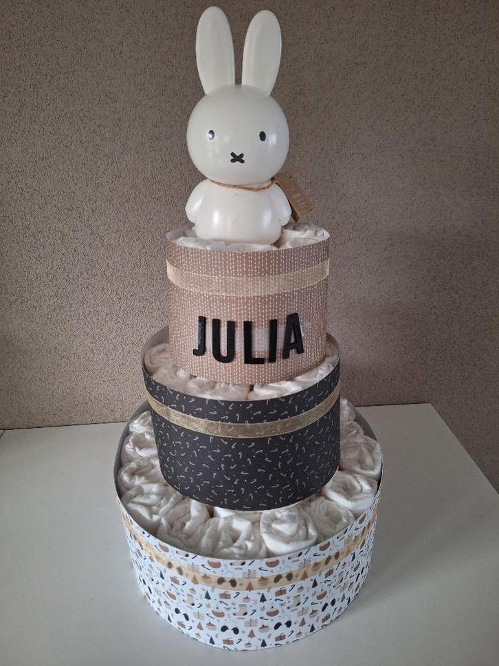 Luiertaart drielaags - Winter wonderland met naam, Kinderen en Baby's, Kraamcadeaus en Geboorteborden, Nieuw, Kraamcadeau, Ophalen of Verzenden