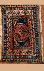 Perzisch tafelkleed 110 bij 75 cm
Handgeknoopt, Antiek en Kunst, Antiek | Kleden en Textiel, Ophalen of Verzenden