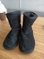 Uggs zwart maat 30, Kinderen en Baby's, Kinderkleding | Schoenen en Sokken, Ophalen of Verzenden, Zo goed als nieuw, Jongen of Meisje