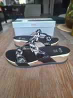 Ara Sandalen Sleehak Maat 40 - Amper Gedragen!, Kleding | Dames, Schoenen, Zwart, Zo goed als nieuw, Ara, Sandalen of Muiltjes