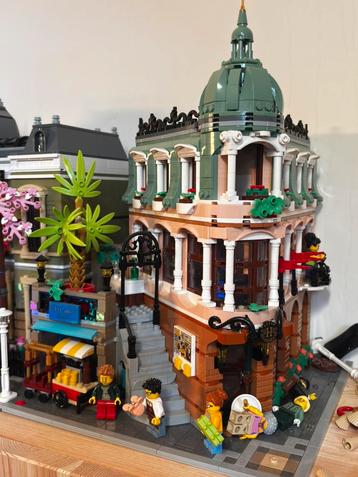 LEGO modular sets incl doos en boekjes beschikbaar voor biedingen