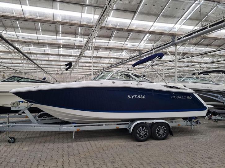 Cobalt 24, Watersport en Boten, Speedboten, Zo goed als nieuw, 6 meter of meer, Benzine, 200 pk of meer, Polyester