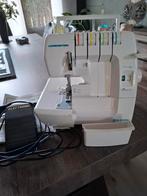 lock machien Lewenstein Falcon 4D Electronic, Hobby en Vrije tijd, Naaimachines en Toebehoren, Ophalen of Verzenden, Zo goed als nieuw