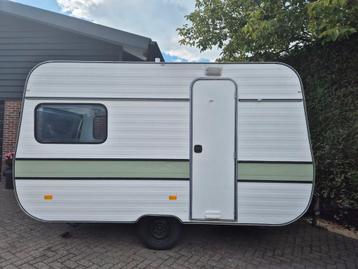 Caravan Adria 380 QSL incl. Voortent, luifel, slaapcabines beschikbaar voor biedingen