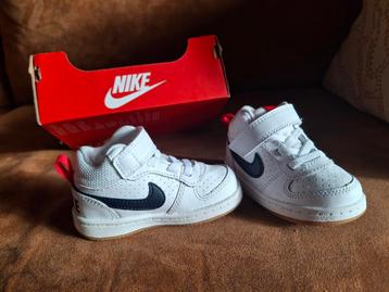 Nieuwe Nike schoenen maat 21 beschikbaar voor biedingen