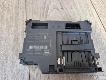 Renault Captur / Clio 4 2012 - 2019 contactslot kaartlezer beschikbaar voor biedingen