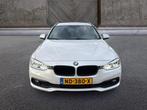 BMW 3 Serie Touring 318d Corporate Lease Sport (bj 2015), Auto's, Automaat, 745 kg, 4 cilinders, Wit