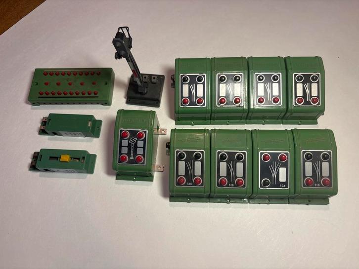 Fleischmann modelspoor schakelaars & bedieningspanelen, Hobby en Vrije tijd, Modeltreinen | H0, Zo goed als nieuw, Rails, Gelijkstroom